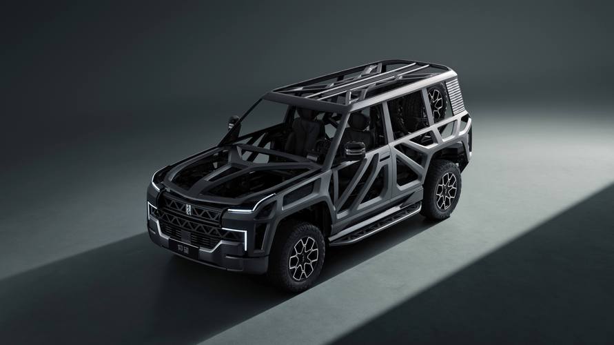 成都326仰望U8硬派越野的科技魅力，国能汽车对传统燃油车市场的冲击